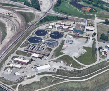 Arial view of Kansas City Water's Blue River Wastewater Treatment Plant, improvements planned by Carollo Engineers.